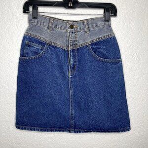 SAM & Max Vintage Denim Skirt‎ Size 7